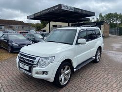 White Used 2016 Mitsubishi Shogun SUV | £14,995 (Good price)