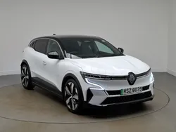 White Used 2024 Renault Mégane Techno Hatchback | £20,998 (Fair price)
