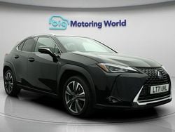 Used 2021 Lexus UX SUV | £17,300 (Fair price)