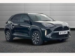 Eclipse black Used 2023 Toyota Yaris Cross Design SUV | £21,595 (Fair price)