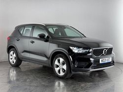 Black Used 2021 Volvo XC40 Momentum SUV | £18,200 (Fair price)