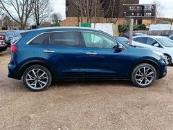 Blue Used 2020 Kia Niro 3 SUV | £11,800 (A bit pricey)