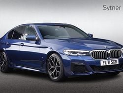 Blue Used 2021 BMW 520 M Sport | £25,500 (Fair price)