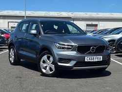 Grey Used 2018 Volvo XC40 Momentum SUV | £19,102 (Good price)