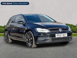 Black Used 2017 VW Golf VII SE Hatchback | £9,799 (Fair price)