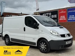 White Used 2012 Renault Trafic Van | £5,490 (A bit pricey)