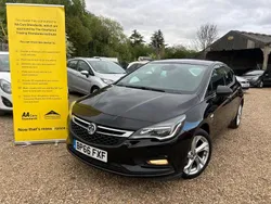 Black Used 2017 Vauxhall Astra SRi Hatchback | £4,799 (Good price)