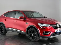 Red Used 2021 Renault Arkana Version S SUV | £15,200 (Fair price)