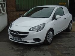 White Used 2017 Vauxhall Corsa S Hatchback | £4,990 (Fair price)
