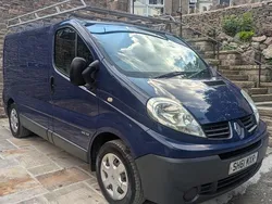 Blue Used 2011 Renault Trafic Van | £3,950
