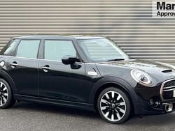 Black Used 2021 Mini Cooper S Exclusive Hatchback | £17,001 (Fair price)