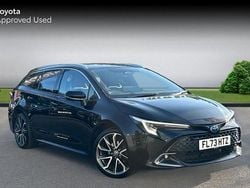 Black Used 2023 Toyota Corolla Estate | £25,067 (Fair price)