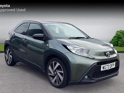 Cadamon green bitone Used 2023 Toyota Aygo Hatchback | £11,831 (Fair price)