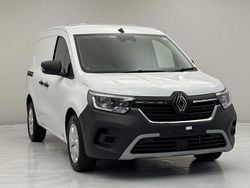 Solid mineral white New 2025 Renault Kangoo MPV | £18,250 (Good price)