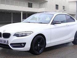 White Used 2015 BMW 218 Sport Line Coupe | £9,295 (Fair price)