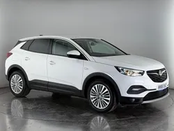 White Used 2018 Vauxhall Grandland X Sport SUV | £8,350 (Fair price)