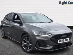 Magnetic grey Used 2023 Ford Focus ST-Line Hatchback | £14,999 (Fair price)