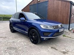 Blue Used 2018 VW Touareg R-line SUV | £12,450 (Super price)