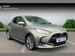 Titan bronze Used 2021 Toyota Yaris Hybrid Hatchback | £17,190 (Good price)