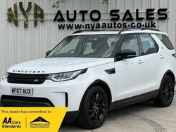 White Used 2017 Land Rover Discovery 5 HSE SUV | £22,350 (Fair price)