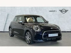 Enigmatic black Used 2022 Mini Cooper Comfort Hatchback | £18,990 (Expensive)