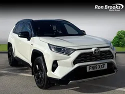 White/black Used 2019 Toyota RAV4 Hybrid SUV | £24,400 (Fair price)