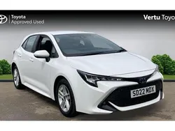 White Used 2022 Toyota Corolla Hatchback | £17,064 (Fair price)