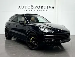 Black Used 2022 Porsche Cayenne Platinum Edition SUV | £61,990 (Fair price)