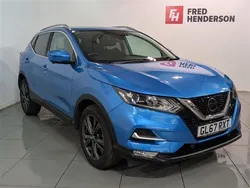 Blue Used 2017 Nissan Qashqai N-Connecta SUV | £11,995 (Fair price)