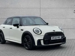 White Used 2022 Mini Cooper Hatch Hatchback | £17,899 (Fair price)