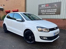 White Used 2013 VW Polo Edition Hatchback | £6,290 (Fair price)
