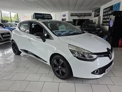 White Used 2016 Renault Clio IV Dynamique Hatchback | £4,995 (Fair price)