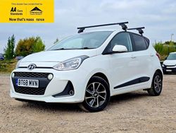 White Used 2018 Hyundai i10 Premium Hatchback | £7,988 (Good price)