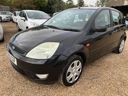 Black Used 2005 Ford Fiesta Style Hatchback | £1,499 (Fair price)