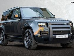 Used 2025 Land Rover Defender HSE Dynamic SUV | £73,995 (Expensive)