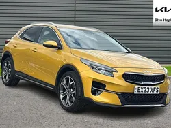 Yellow Used 2023 Kia XCeed 2 SUV | £16,286 (Fair price)