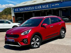 Red Used 2021 Kia Niro 2 SUV | £15,995 (Fair price)