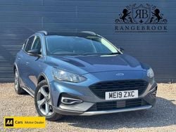 Blue Used 2019 Ford Focus Active Hatchback | £7,799 (Fair price)