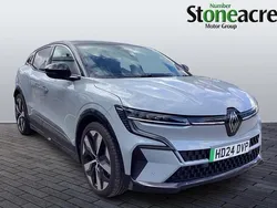 Grey/black Used 2024 Renault Mégane Komfort Hatchback | £22,653 (Fair price)