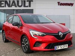 Used 2023 Renault Clio V Evolution Hatchback | £12,795 (Good price)