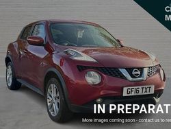 Red Used 2016 Nissan Juke N-Connecta SUV | £6,767 (Fair price)