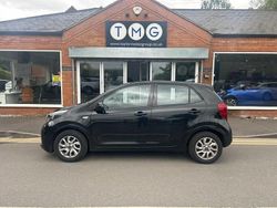 Black Used 2018 Kia Picanto 2 Hatchback | £6,995 (Fair price)