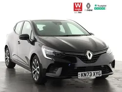 Black Used 2023 Renault Clio V Evolution Hatchback | £13,299 (Fair price)