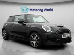 Black Used 2021 Mini Cooper S Classic Hatchback | £13,900 (Good price)