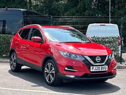 Red Used 2020 Nissan Qashqai N-Connecta SUV | £15,321 (Good price)