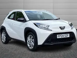White Used 2024 Toyota Aygo PURE Hatchback | £13,250 (Fair price)
