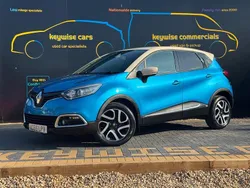Blue/cream Used 2015 Renault Captur Dynamique SUV | £8,990 (Fair price)