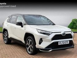 White pearl bitone Used 2022 Toyota RAV4 Hybrid Premium SUV | £28,990 (Fair price)
