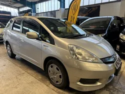 Silver Used 2025 Honda Fit Hybrid MPV | £5,900 (Fair price)