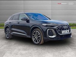 Black Used 2025 Audi Q5 Advanced SUV | £53,990